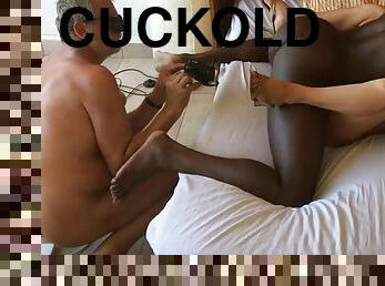 Cuckold filming how the BBC fucks his wife