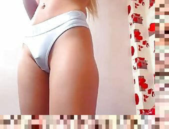 Tattooed Romanian girl masturbate on webcam