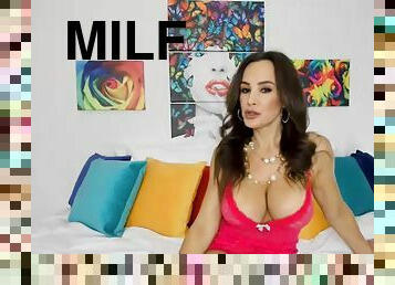 Lisa Ann milf pornstar babe in stockings with huge boobs toys her pussy and ass in webcam solo