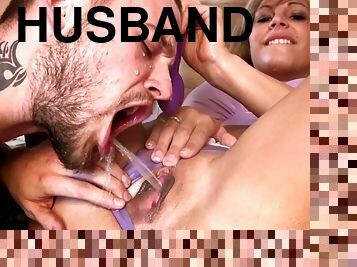 When her new husband was not around, she used his friend for oral pleasures