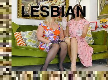 Lesbian pussy licking on the floor is a fantasy of horny Olga Cabaeva