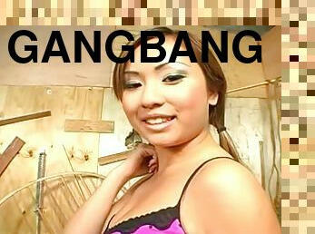 Gangbang with her friends is something that Tia Tanaka can't forget