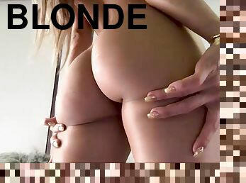Closeup footage of a bootylicious blonde pornstar Alexis Texas playing with a dildo