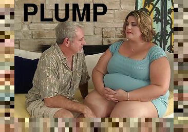 Sexy Plumper Erin Green Bends over and Lets Him Go Ham on That Pussy