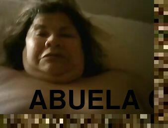 Abuela caliente