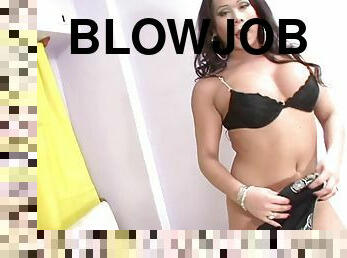 waria-shemale, blowjob-seks-dengan-mengisap-penis, penis