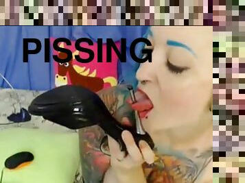 Dirty Tattoo Emo Girl drink pee