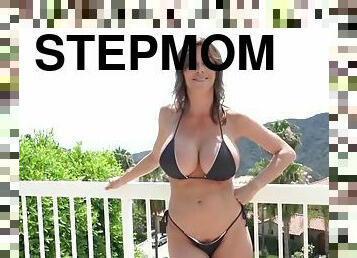 Stepmom alexis fawx uses stepson for sex