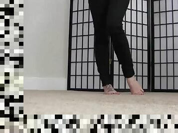 You will love the way my fat ass looks in tight jeans joi