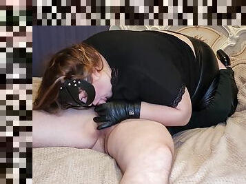 Creampie For Bbw Pussy In Ripped Leather Leggings