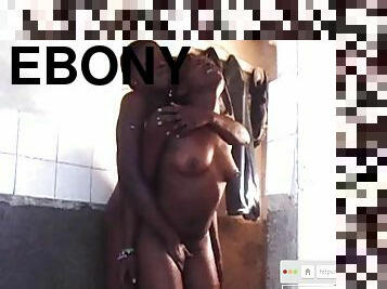 Ghetto Ebony Beauty Twat Rubbed Orgasms - Homemade Sex