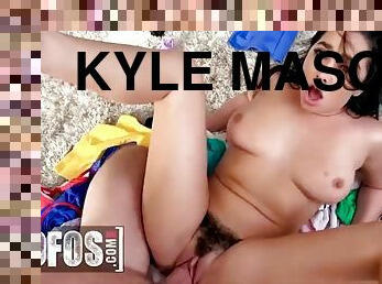 Kyle Mason Cant Help But Get Hard While Watching