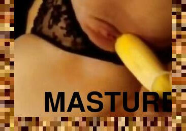 Banana Masturbation For A Very Wet Pussy