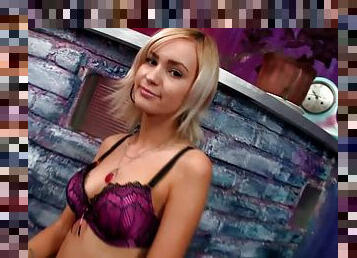 Hot Amateur Scene With The Naughty Blonde Teen Laura