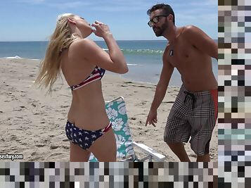 Sexy bikini girl gets fucked in the beach front cabana