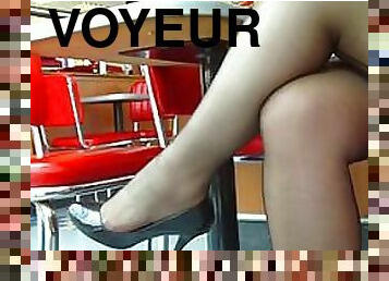 Fetishist Voyeur Cam Catches a Chubby Babe With Sexy Feet In Stockings