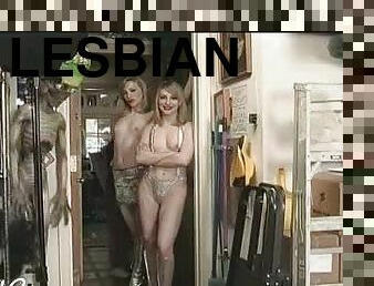 Spectacular Porcelain Twinz Taking Part In a Hot Lesbian Photo Session