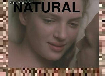 Incredibly Gorgeous Uma Thurman Shows Her Breathtaking Natural Jugs