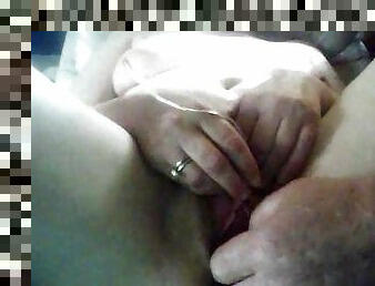 Wife uses vibrator while he fingers her