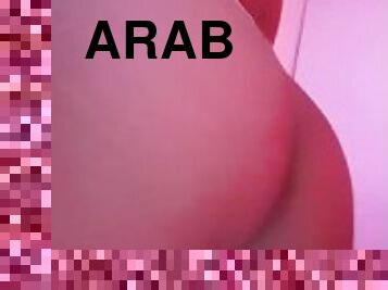 Une belle fille arabe