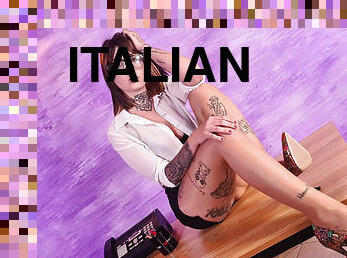 stocking, sekretaris, jepang, stocking-stockings, italia, latex, seorang-diri, berambut-cokelat, tato