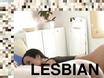 Horny Lesbians Fuck Hard!