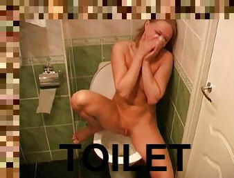 Watch teen pee in the toilet