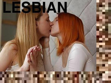 Erotic lesbian kissing makes Ivi and Elin horny for muff diving