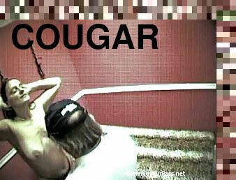 Cougar With Long Hair Getting Drilled Hardcore As She Yells