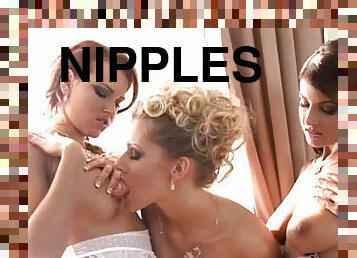 Jasmina,Kate Jones and Sandra De Marco sucks nipples