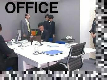 Office bimbo, Maki Hojo, plays with her fanny