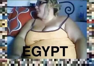 Egyptian mature loves anal sex