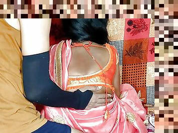 Desi Indian Bhabhi Ne Saree Pahanker Apni Bur Apne Boyfriend Se Chudwai 