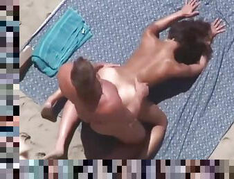 Outdoor hardcore with big ass brunette rough sex in public