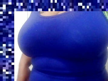 These curves bounce like jelly for you babe-Come play with this ebony milf