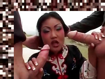 Asian threesome scene ends in a great double penetration