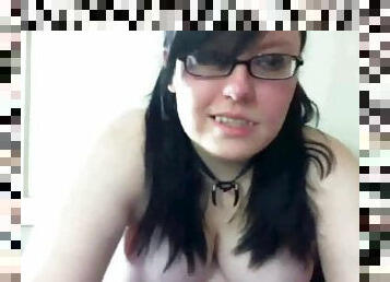 Chubby goth webcam