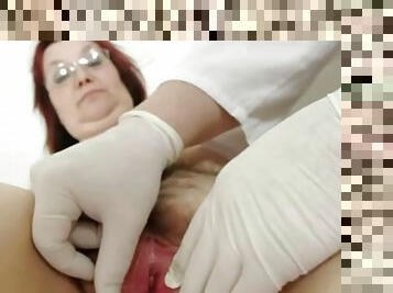 Medical exam for her mature pussy