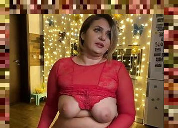 Plump milf