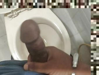 Morning Masturbation in commode