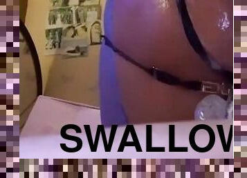 Swallowing this dildo in my ass