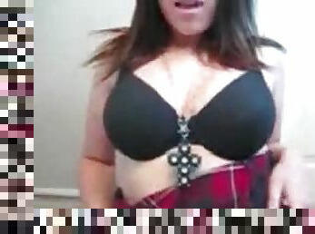 Busty goth chick takes her bra off and films herself