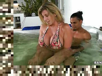 Sensual body painting turns to hot blowjob in hot tub and missionary in the bed