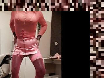 Sophie, transvestite slut, dances, fucks dildo and cums for you