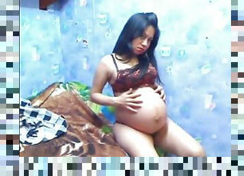 Vianna Hot preggo girl in webcam