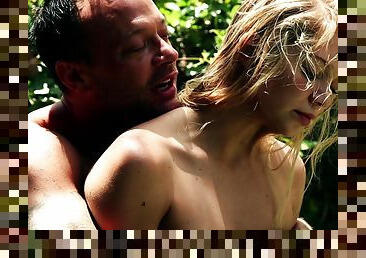 Jessie Andrews giving dick blowjob in the garden