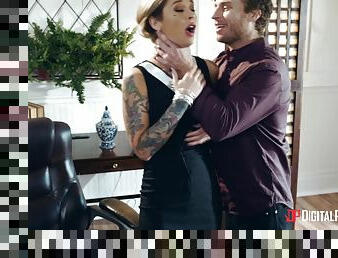 Pornstar Kleio Valentien in stockings fucked on the office table