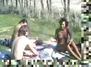 Amateur retro video of a wild MMF threesome with a horny chick