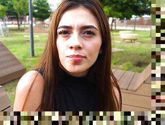 Estudiante adicta al sexo es pillada Camila Mush - Rough