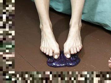 Purple Glitter Slime Vs Tetra Feet